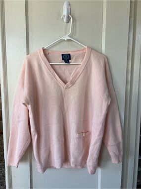 Vintage GAP Pink V-Neck Women's Sweater with Front Pocket